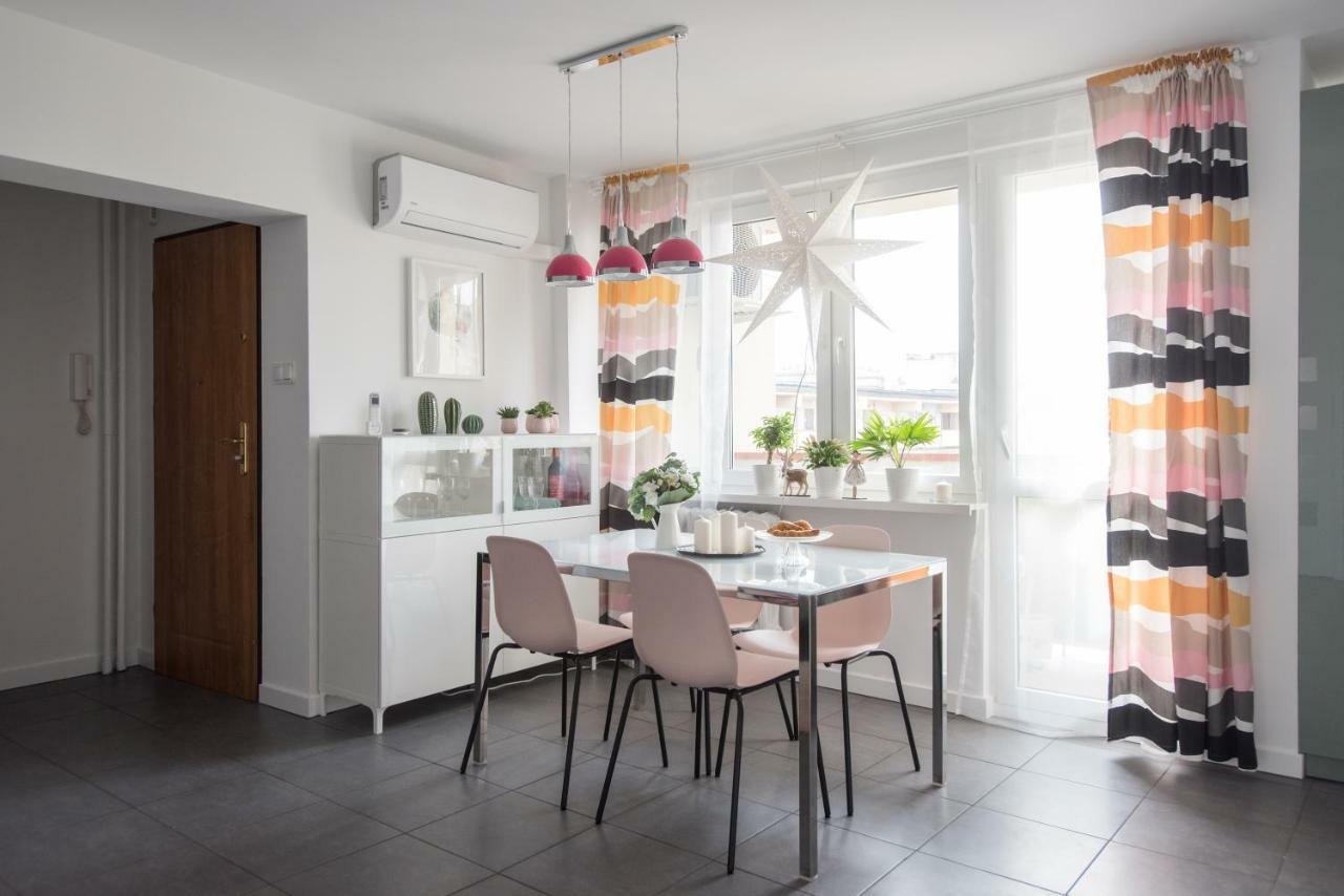 52m2 Delux 1 Apartment Legnica